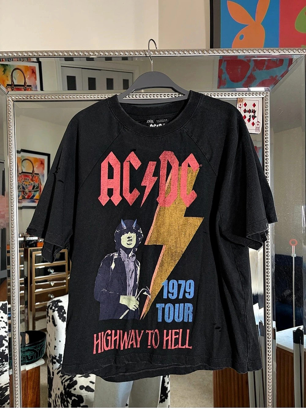 Zara AC/DC Highway to Hell 1979 Tour Graphic T-Shirt Graphic Tee Size Small